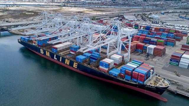 US and China to start talks over trade war this week