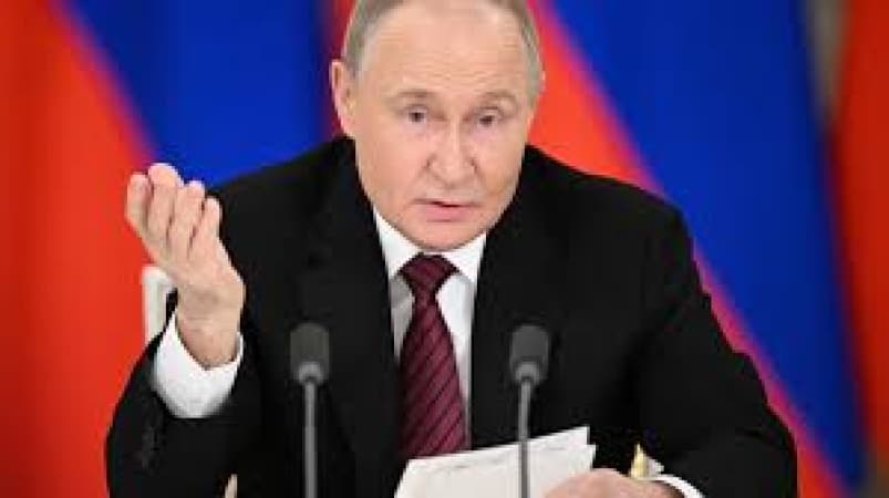 Putin says Russia ready for ?direct talks? with Ukraine as US and European leaders press for a ceasefire