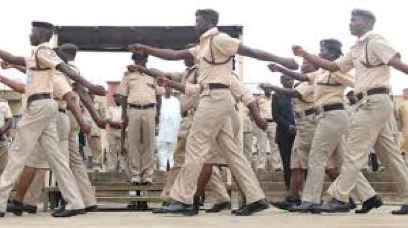 Two immigration officers shot in Abuja after being mistaken for robbers