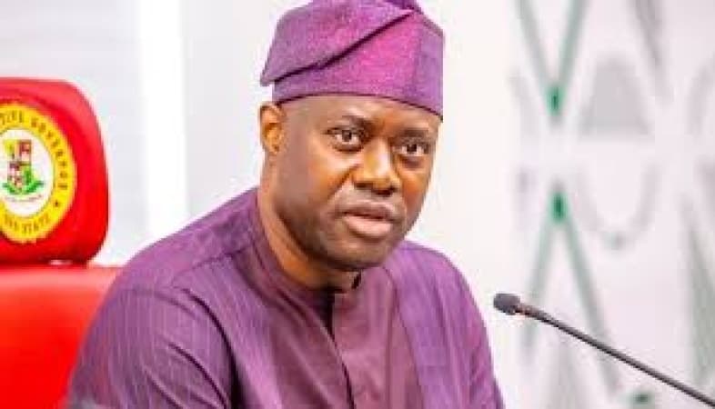  Father of WASSCE student killed by stray bullet drove against traffic ? Oyo govt