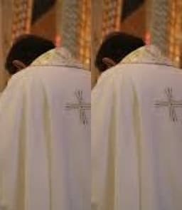 Reverend father killed, houses burnt in Plateau