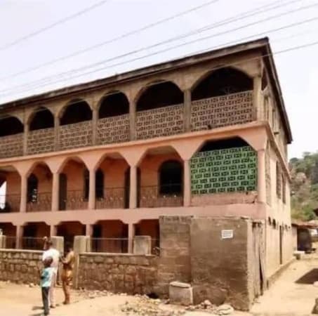 Court orders Oyo mosque?s reopening three years after