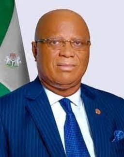 Viral Video: Governor Umo Eno responds to daughter’s allegation linking him to wife’s death