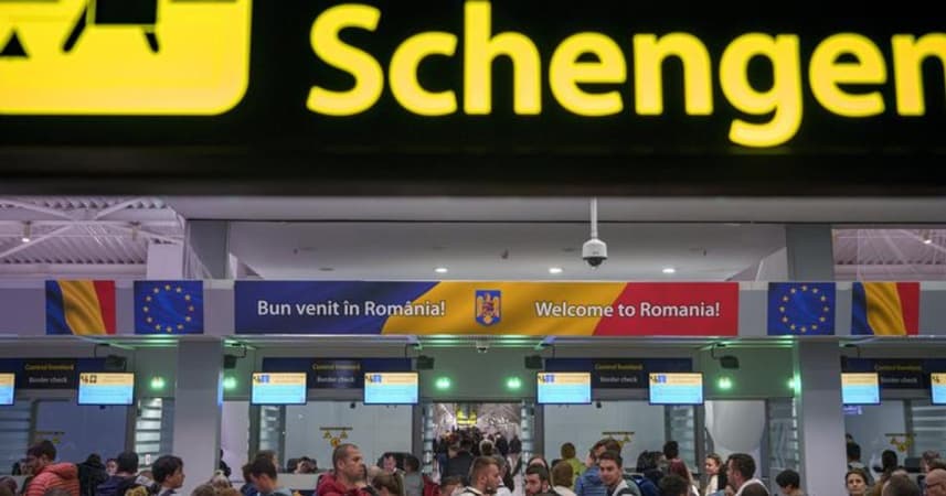 Cameroonian sues France over denied Schengen visa, wins ?1,200 in compensation