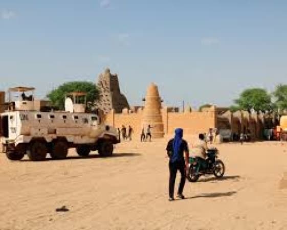 Al-Qaeda linked group says it carried out huge attack on Mali?s army