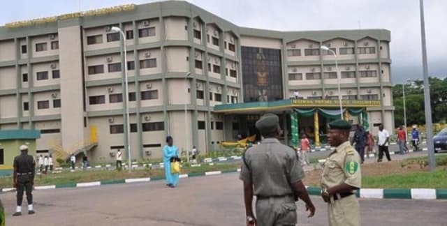 Court remands 10 over alleged armed robbery, murder
