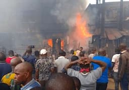 Fire destroys over 300 shops at Kano GSM market