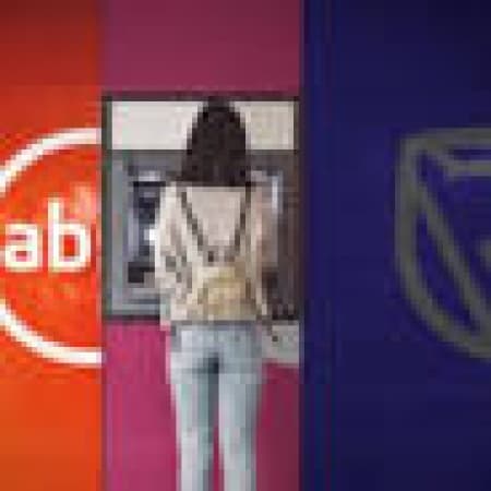 Major banks closing down and shrinking branches in South Africa