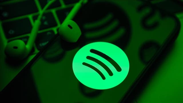 Major outage hits, taking down Spotify, Google cloud