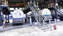 Fuel scarcity imminent as tanker drivers halt loading at Dangote Refinery