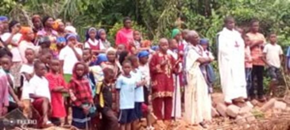 Enugu community holds church service to cleanse alleged killings by native doctor, Obieze