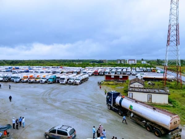 Dangote refinery begins nationwide fuel, diesel distribution Aug. 15