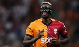 Turkish Süper Lig champions Galatasaray have issued an ultimatum to Nigerian striker Victor Osimhen, as the club’s patience wears thin regarding his future.