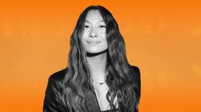 World’s youngest self-made woman billionaire points out difference between how millionaires and billionaires use wealth
