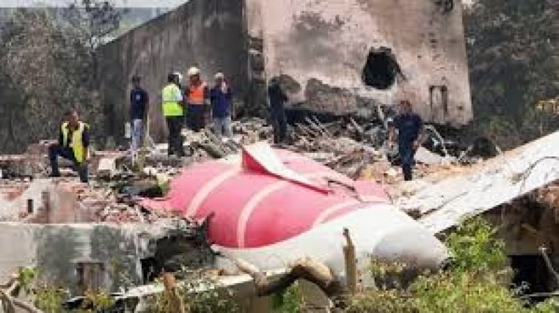 Pilot?s faulty seat caused Air India crash, report reveals