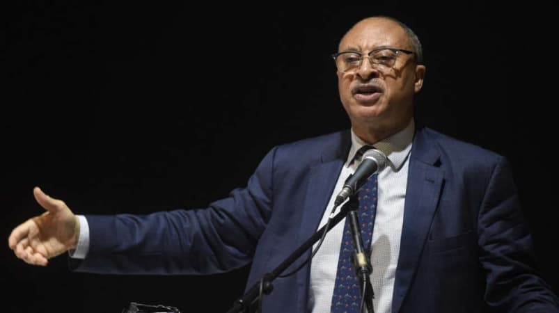 Utomi unveils shadow cabinet, hails coalition