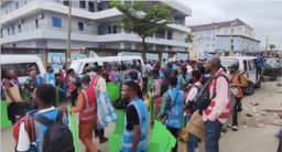 Drama At Ikosi-Isheri LCDA As Officials Stranded, Trek To Polling Units