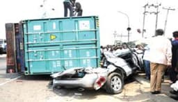 Despite recurring accidents, Lagos fails to enforce daytime truck ban