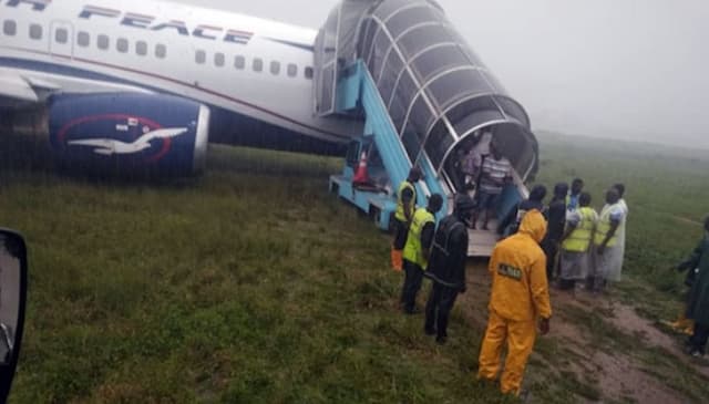 BREAKING: Air Peace aircraft veers off runway in Port Harcourt