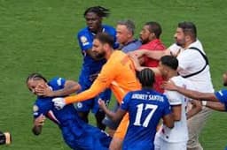 Luis Enrique hits Joao Pedro to the floor as PSG rage at the end of Club World Cup final defeat by Chelsea