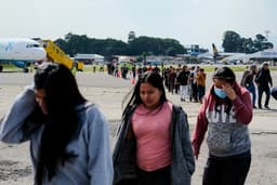 ICE Memo: Migrants may face 6-hour deportation notice