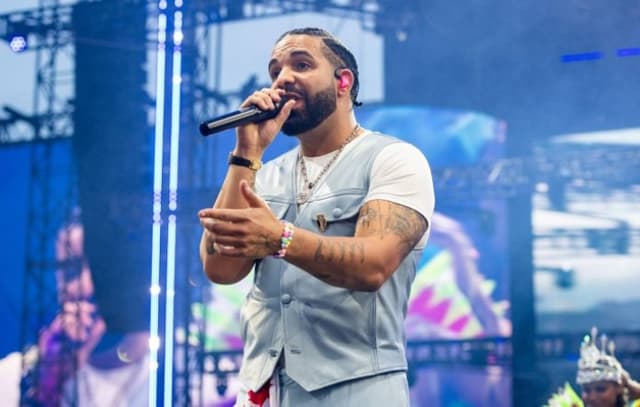 Disappointment as Drake?s final Wireless show ends after 40 minutes