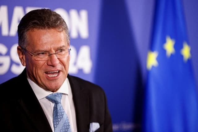 EU threatens retaliation over US tariffs as Trump signals willingness to negotiate