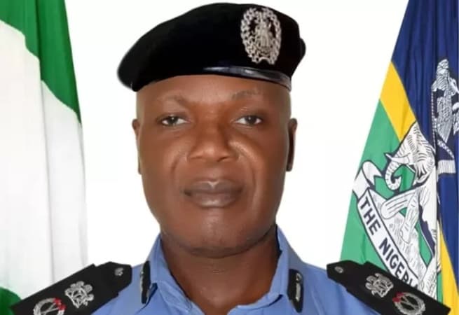 Police arrest six suspected armed robbers in Benue, recover pistol