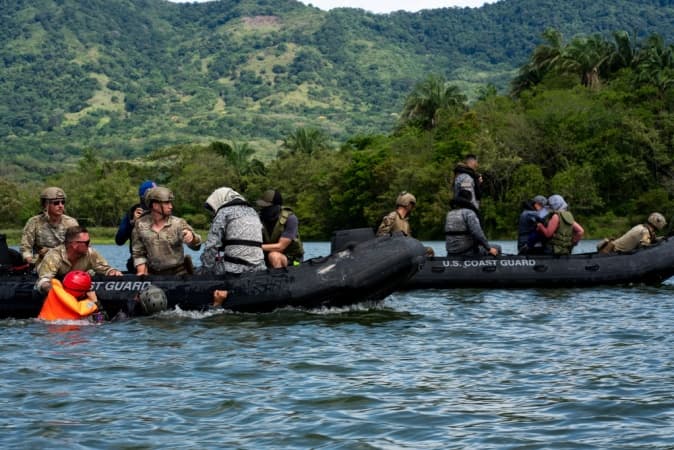 Soldiers drown during survival training
