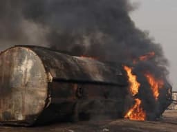 Panic as petrol tanker explodes in Ibadan