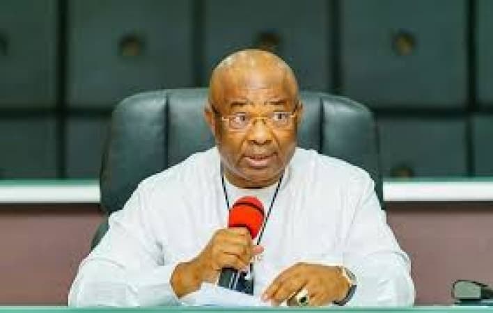 Uzodimma inaugurates Imo boundary committee, urges members to restore peace in communities