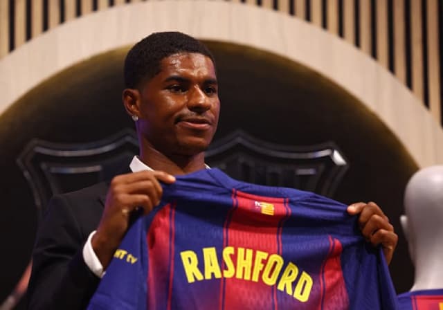 Rashford joins Barca on loan from Man United