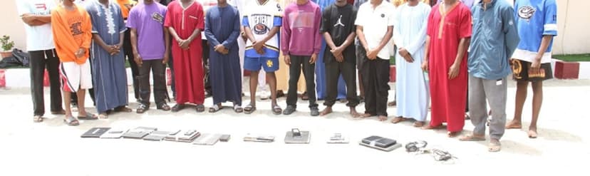  EFCC arrests 25 university students over alleged internet fraud
