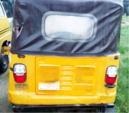 Youths arrest phone snatchers, burn operational tricycle in Kano
