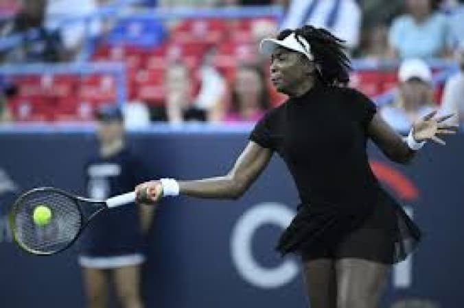 Venus Williams’ bid for her first winning streak since 2019 ends in a loss to Magdalena Frech in DC