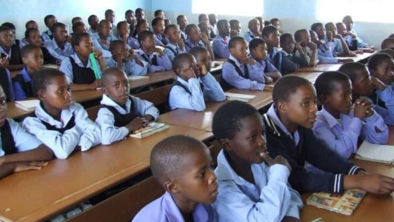 FG sets new minimum age for JSS1 admission