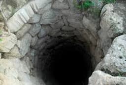 Two dead, one injured after falling into abandoned well in Kano