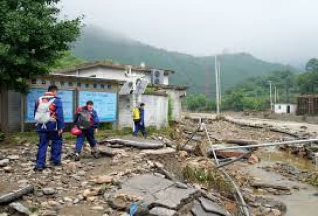 Heavy rains, floods kill 30 in Chinese capital