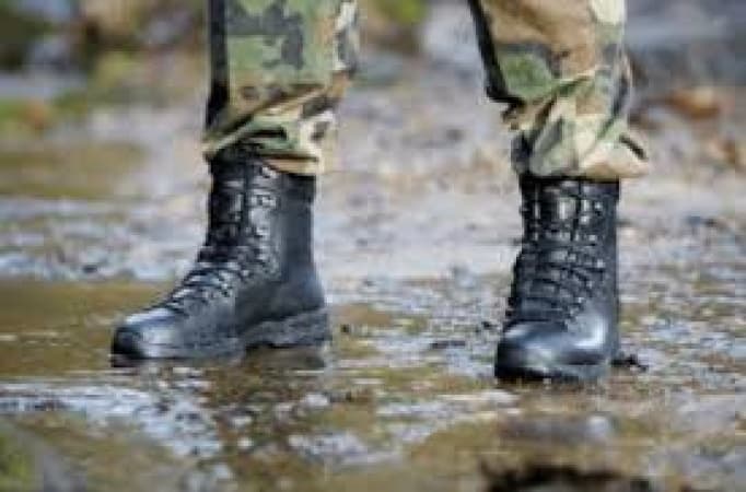Soldiers, vigilantes gunned down in Plateau
