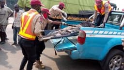 26 escape death as truck crushes six vehicles on Ikpoba River bridge