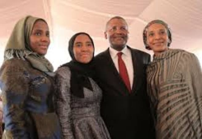 Dangote’s daughters take on growing leadership roles as billionaire tycoon steps back 