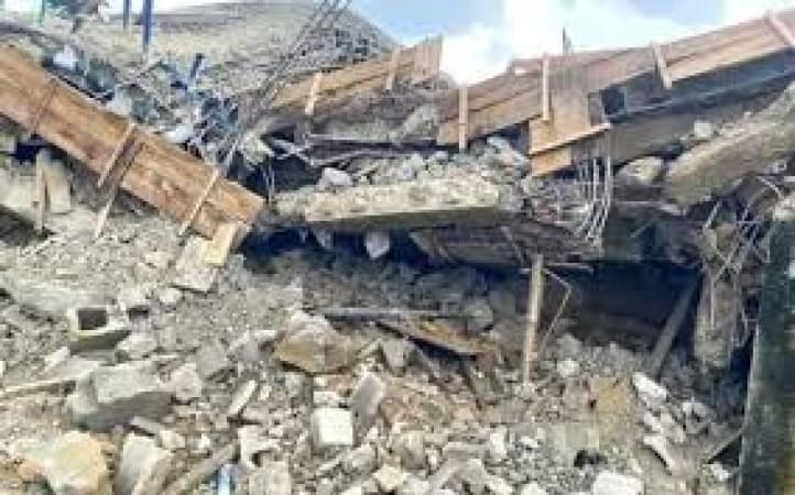 Hotel building collapses in Edo, kills owner as 20 workers escape death