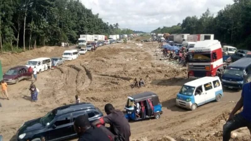 Niger Delta youths seek Tinubu’s intervention over Effurun-Sapele-Benin road