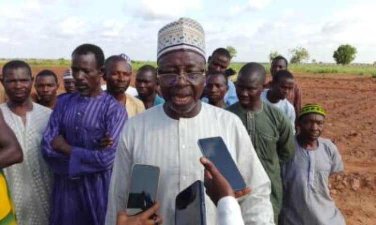 Kebbi farmers cry out over alleged land grabbing, seek Gov. Idris’ intervention