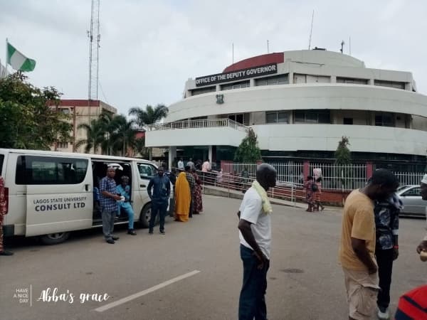 LASU Staff Protest 23-Month Arrears, Unpaid Minimum Wage