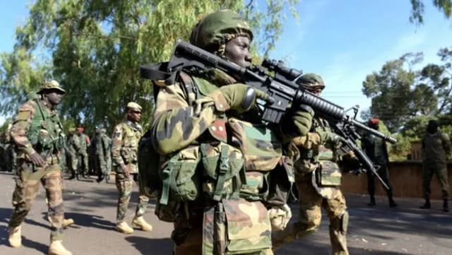 Nigerian Army neutralises 3 terrorists, recovers weapons