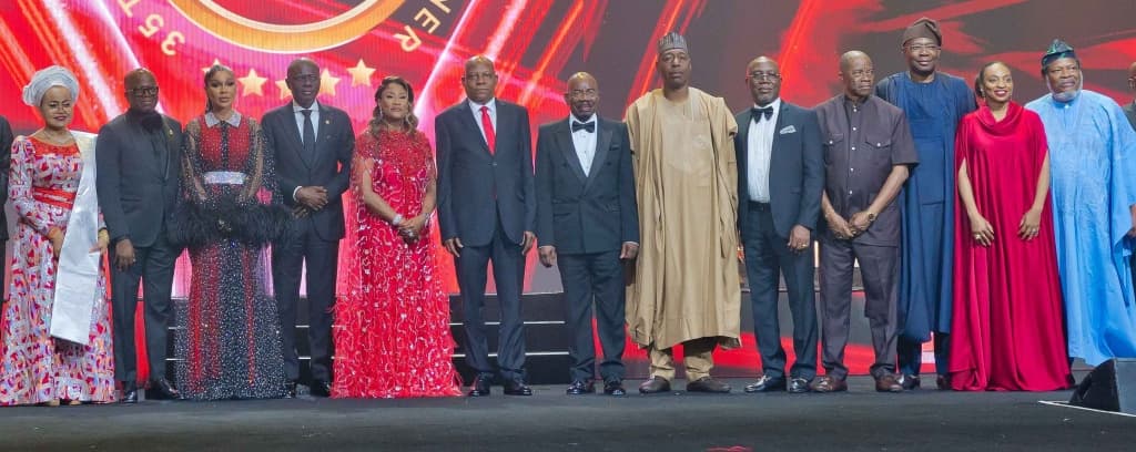 Zenith Bank celebrates 35 years anniversary, recognises pioneer customers and lond-serving staff
