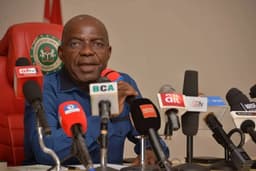 2000 healthcare workers jostle for 771 slots in Abia, 1200 shortlisted — Otti
