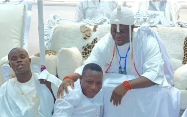 Sunday Igboho visits Ooni, begs for forgiveness