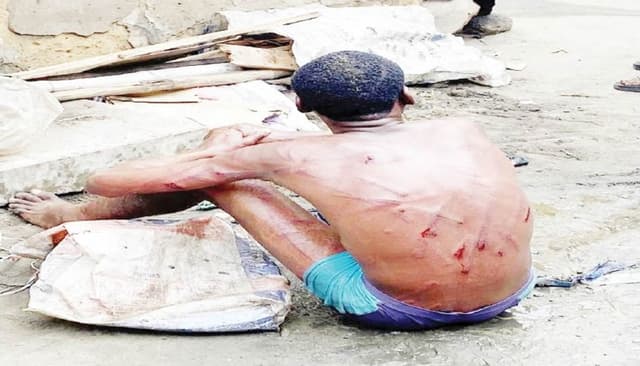 Louts torture Lagos teenager over alleged underwear theft